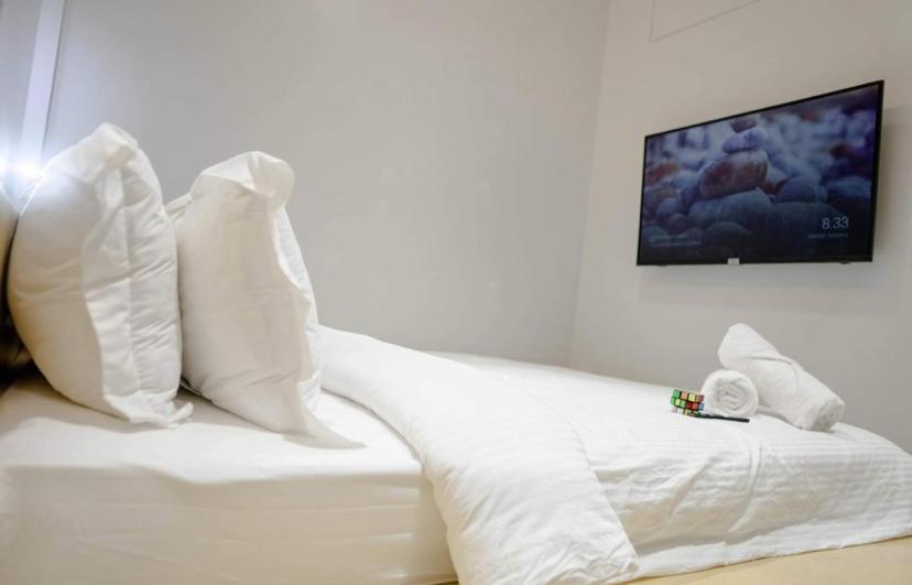 Radlett Residences Hotel - Tuguegarao ภายนอก รูปภาพ